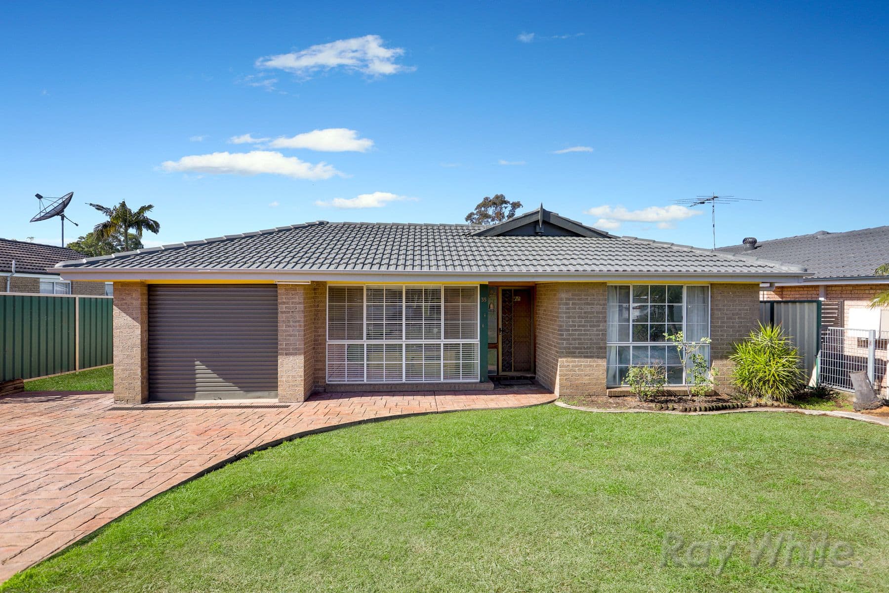 35 Standish Avenue, Oakhurst NSW 2761, Oakhurst - Image 1