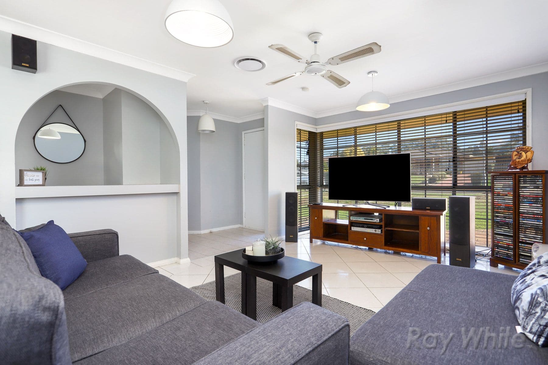 35 Standish Avenue, Oakhurst NSW 2761, Oakhurst - Thumbnail 2