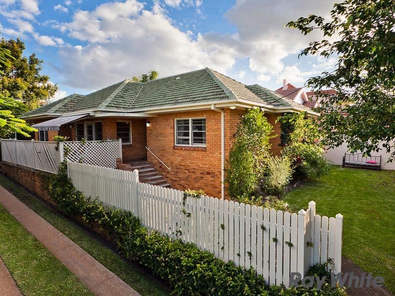 9 London Road, CLAYFIELD QLD 4011, Clayfield - Thumbnail 2
