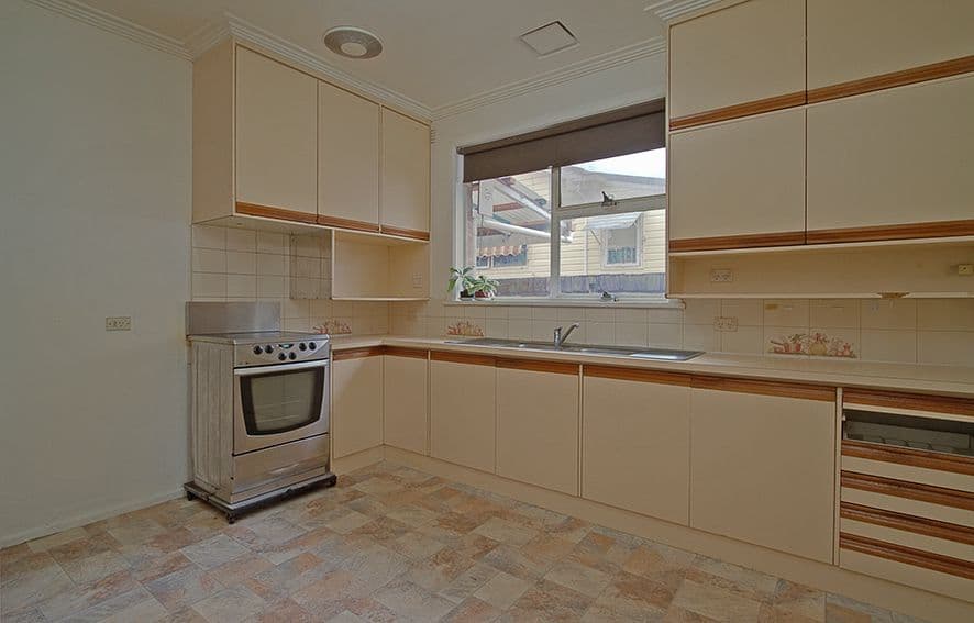 15 Crellin Crescent, WATSONIA VIC 3087, Watsonia - Thumbnail 2