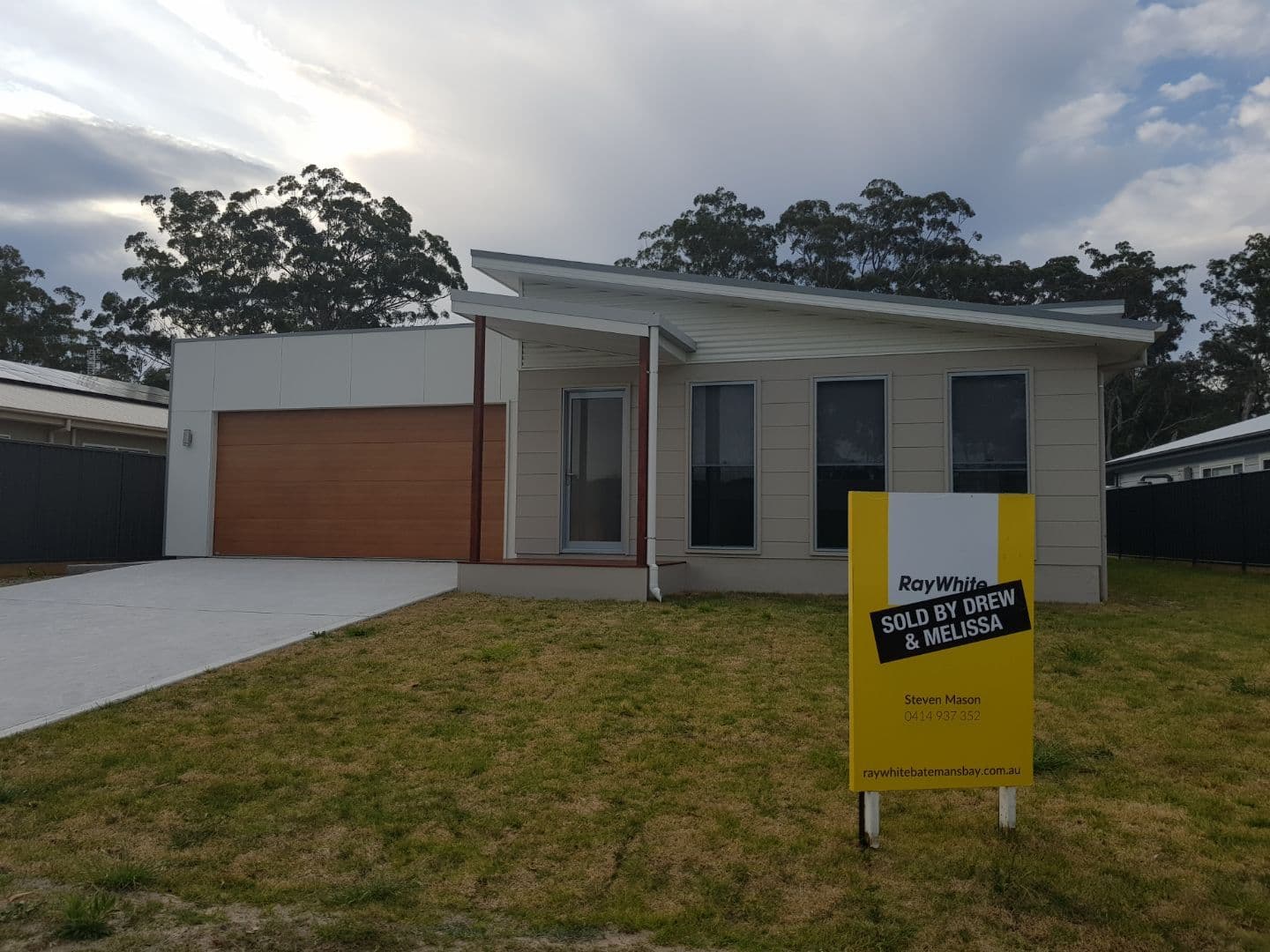 21 Gillan Grove, Broulee - Image 1