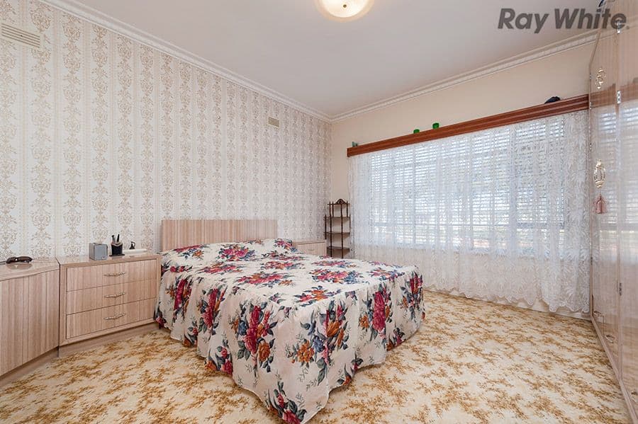 30 Station Avenue, St Albans VIC 3021, St Albans - Thumbnail 6