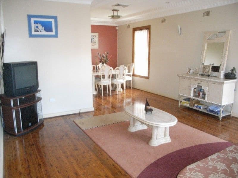 22 Zuttion Avenue, BEVERLY HILLS NSW 2209, Beverly Hills - Thumbnail 2