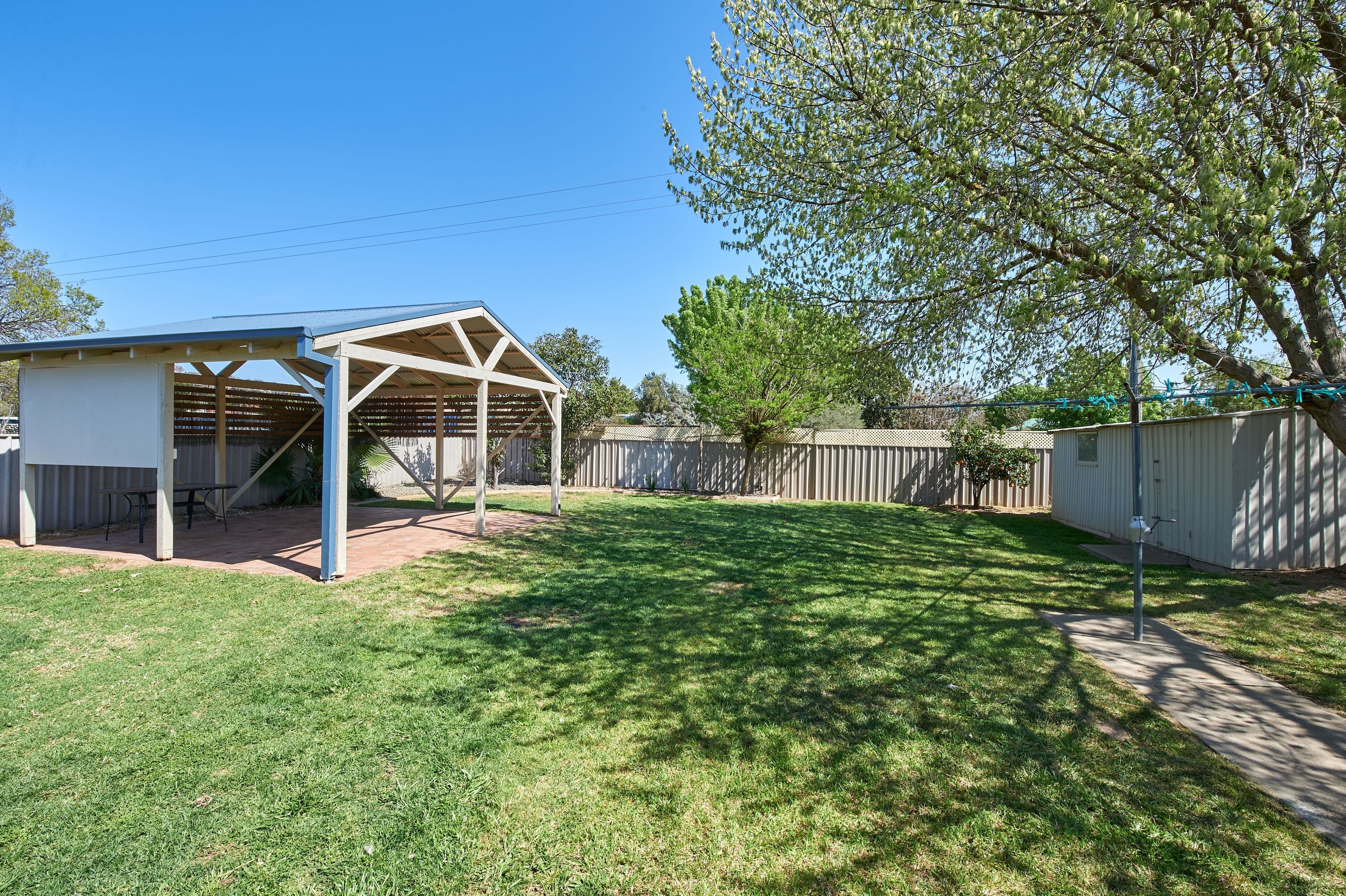 38 Bandera Avenue, Glenfield Park - Thumbnail 3