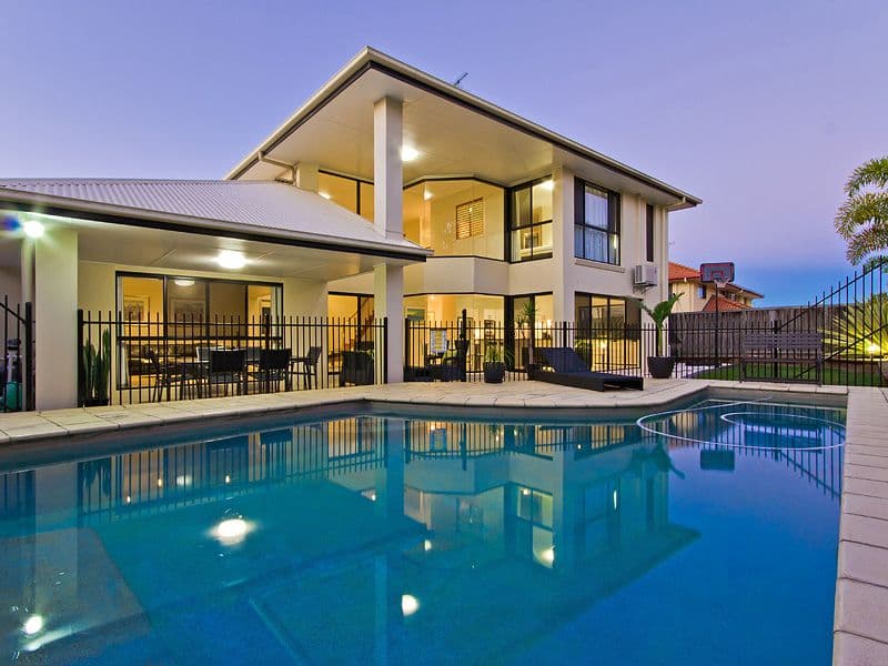 23 Montalcino Place, BRIDGEMAN DOWNS QLD 4035, Bridgeman Downs - Thumbnail 2