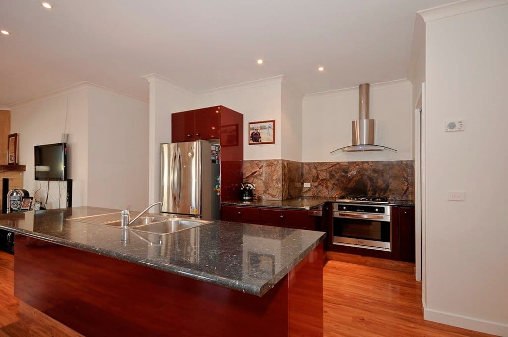 16A LOCH Street, KILSYTH VIC 3137, Kilsyth - Thumbnail 2