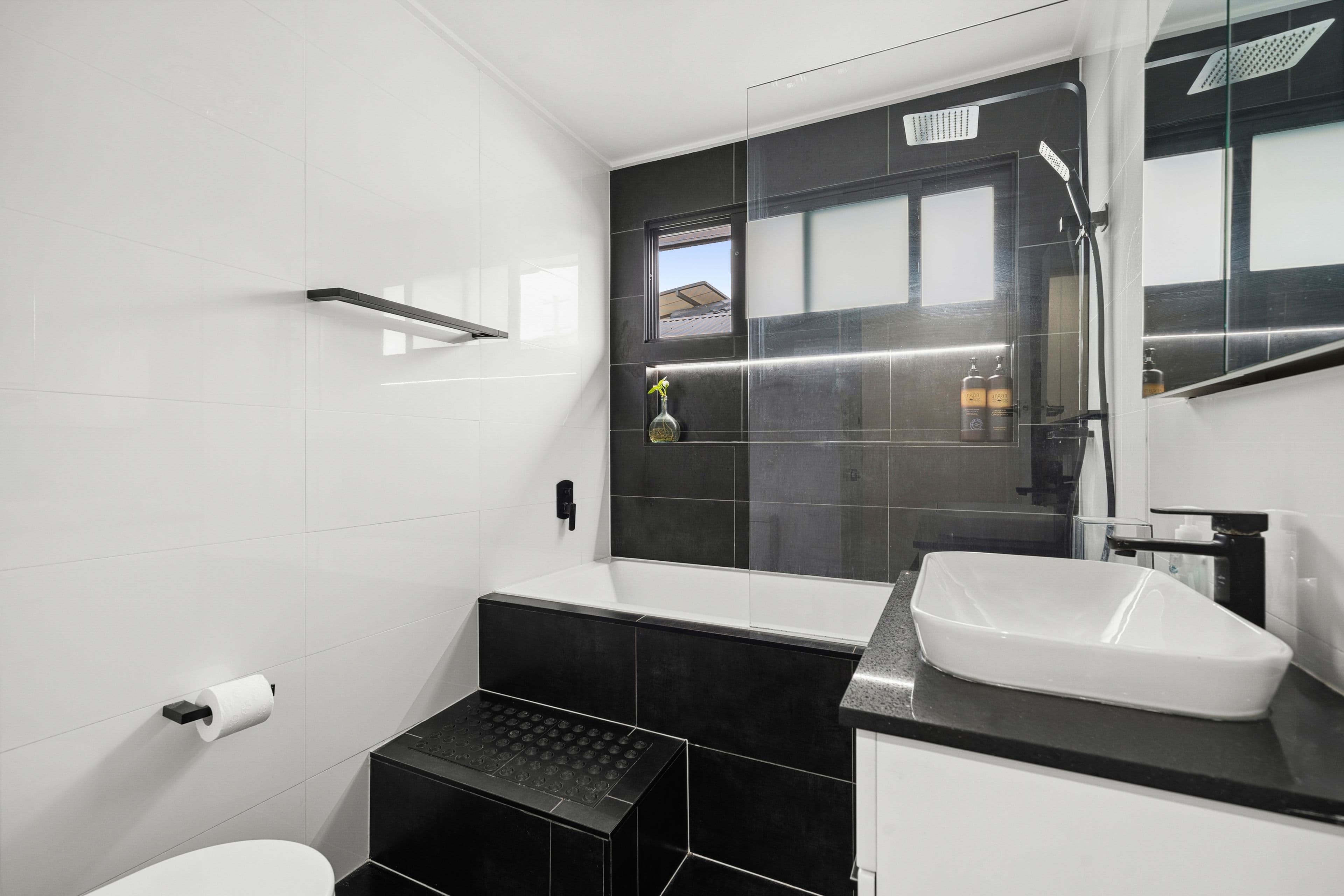 8 Hamersley Street, Fairfield West NSW 2165, Fairfield West - Thumbnail 8