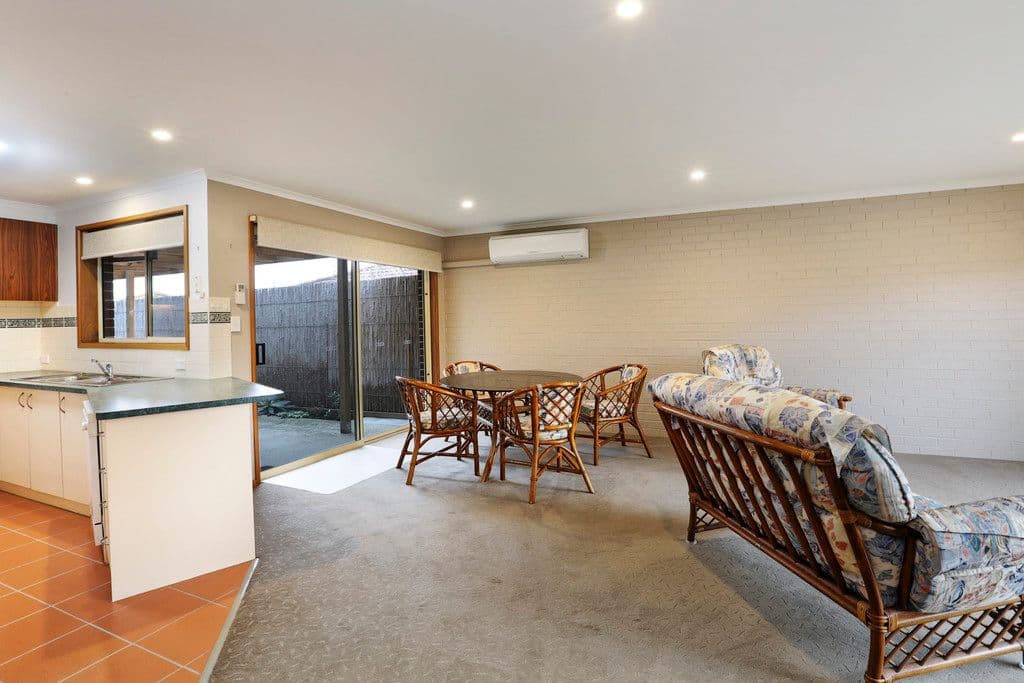 6 Spurling Close, South Geelong VIC 3220, South Geelong - Thumbnail 4