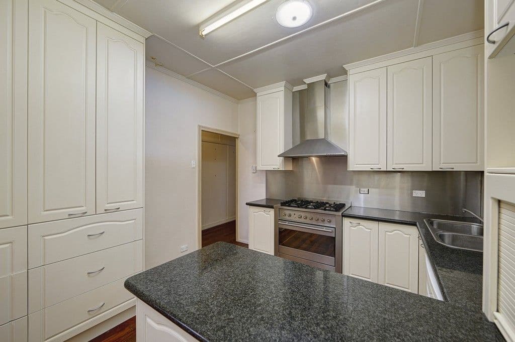 21 Svensson Street, Svensson Heights QLD 4670, Svensson Heights - Thumbnail 4