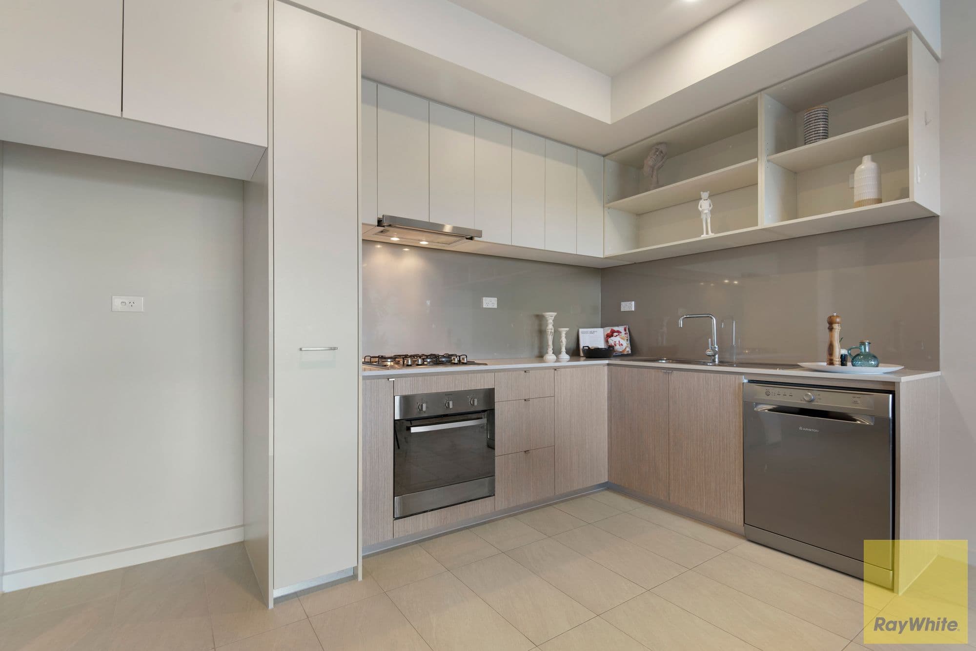 2-10 Monckton Place, Caroline Springs VIC 3023, Caroline Springs - Thumbnail 6