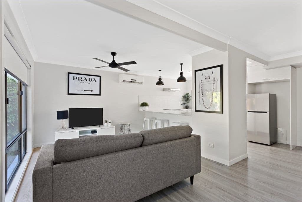 202 Central Street, Labrador QLD 4215, Labrador - Thumbnail 3