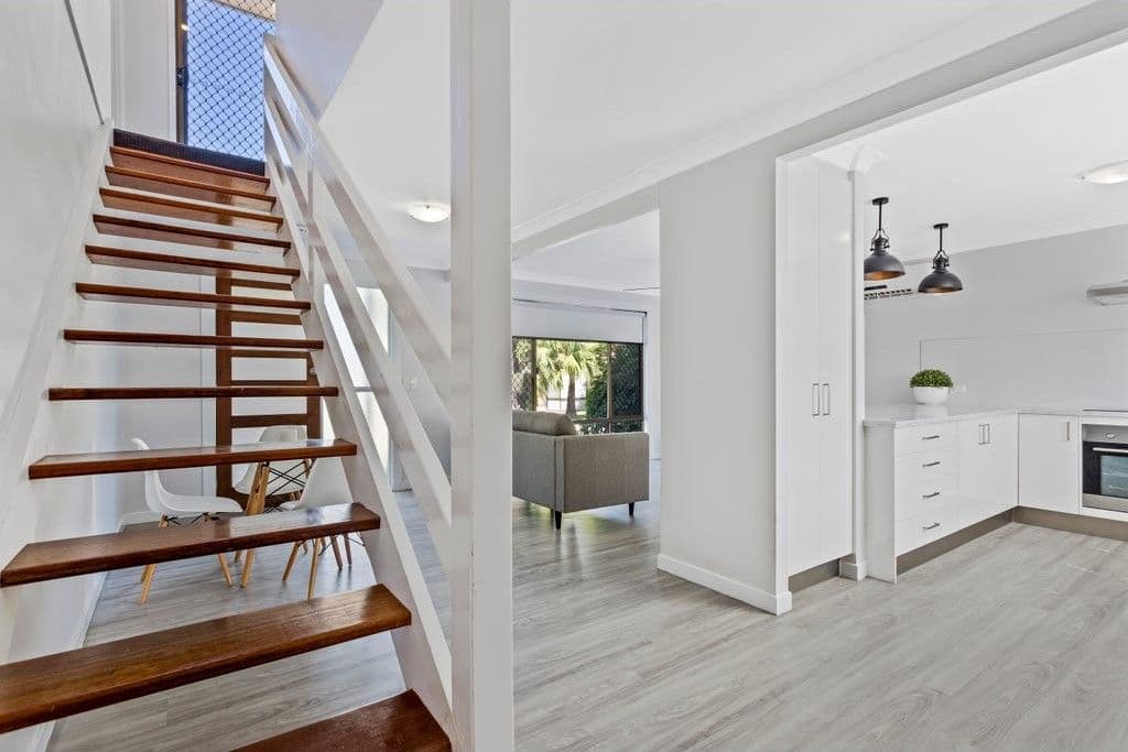 202 Central Street, Labrador QLD 4215, Labrador - Thumbnail 4