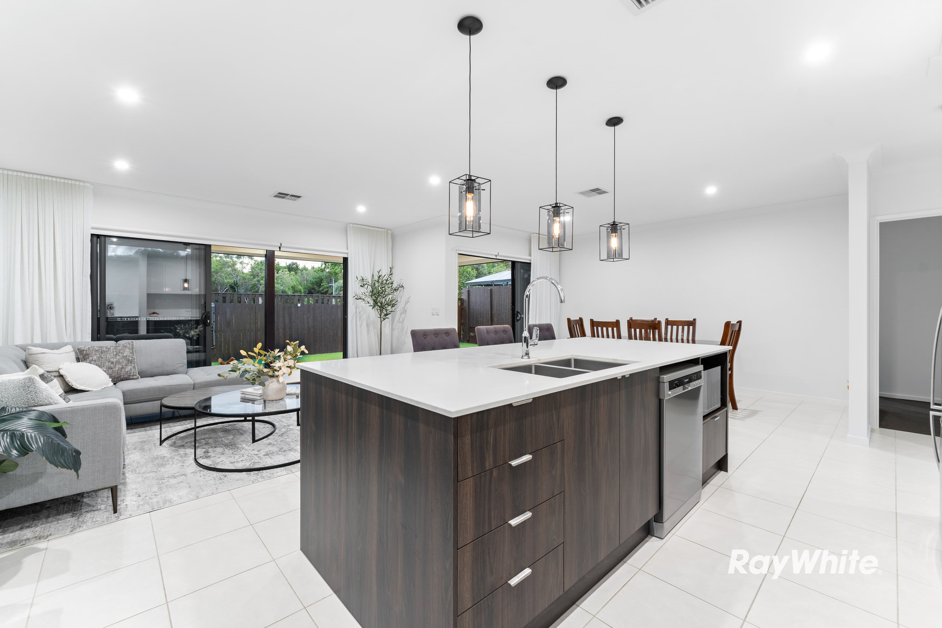 98 Mount Huntley Street, Park Ridge QLD 4125, Park Ridge - Thumbnail 7