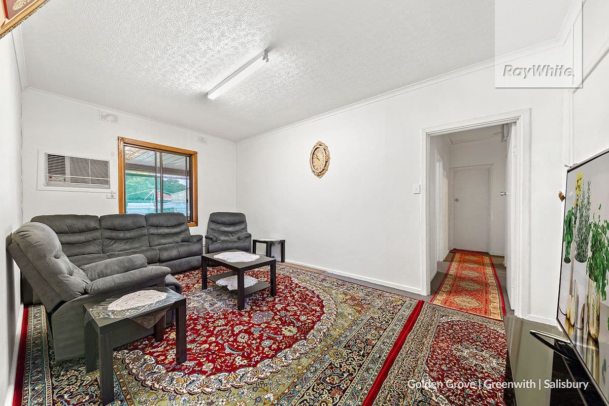 13 Bagot Road, Elizabeth South SA 5112, Elizabeth South - Thumbnail 2