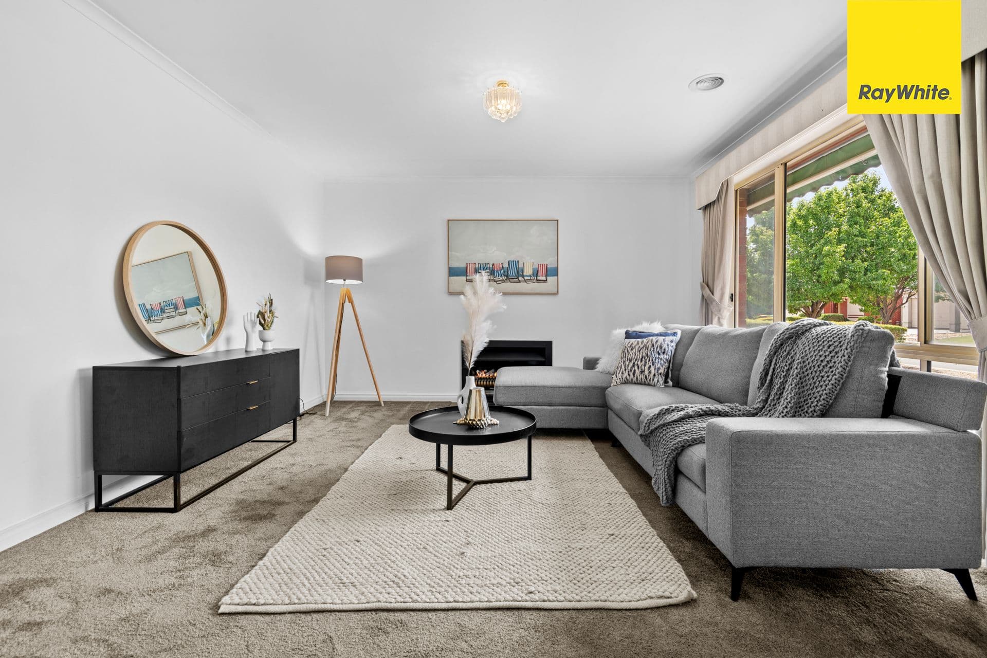 8 Staton Crescent, Melton West VIC 3337, Melton West - Thumbnail 2