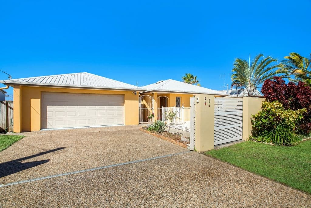 36 Southern Cross Parade, Sunrise Beach QLD 4567, Sunrise Beach - Thumbnail 4