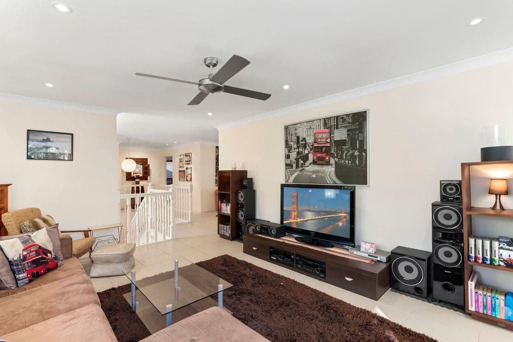 23 Kalamunda Close, Elanora QLD 4221, Elanora - Thumbnail 3