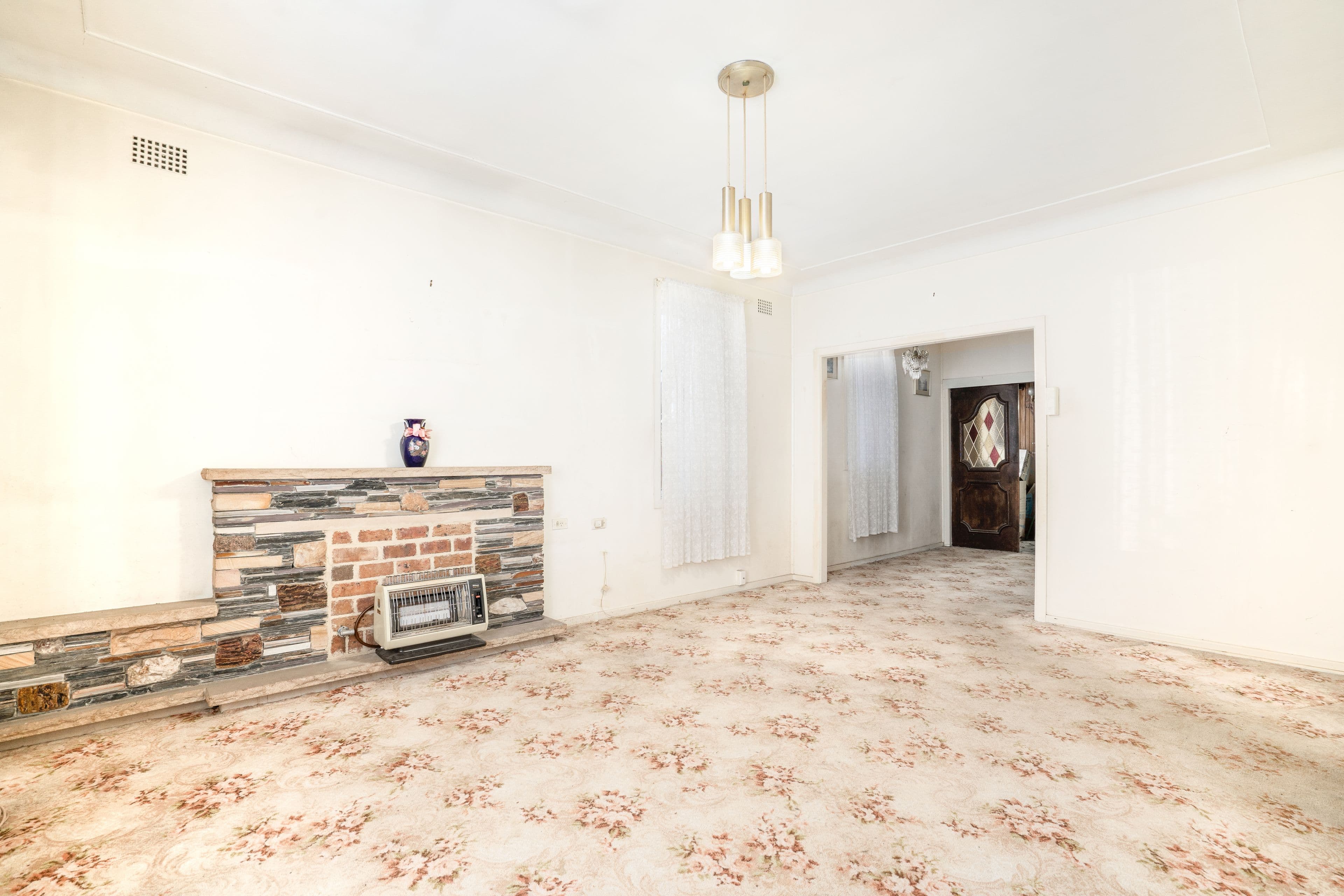 15 Seaman Avenue, Fairfield East NSW 2165, Fairfield East - Thumbnail 2
