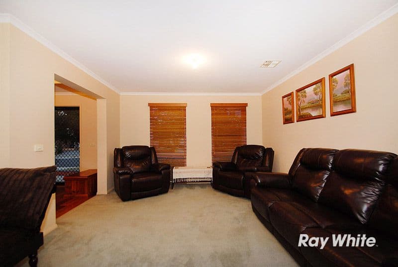 15 May Gibbs Crescent, LYNBROOK VIC 3975, Lynbrook - Thumbnail 2