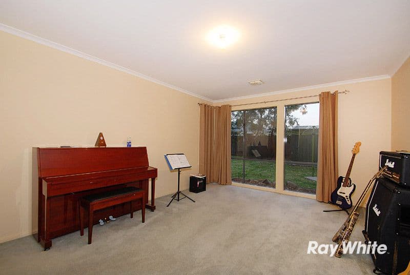 15 May Gibbs Crescent, LYNBROOK VIC 3975, Lynbrook - Thumbnail 5