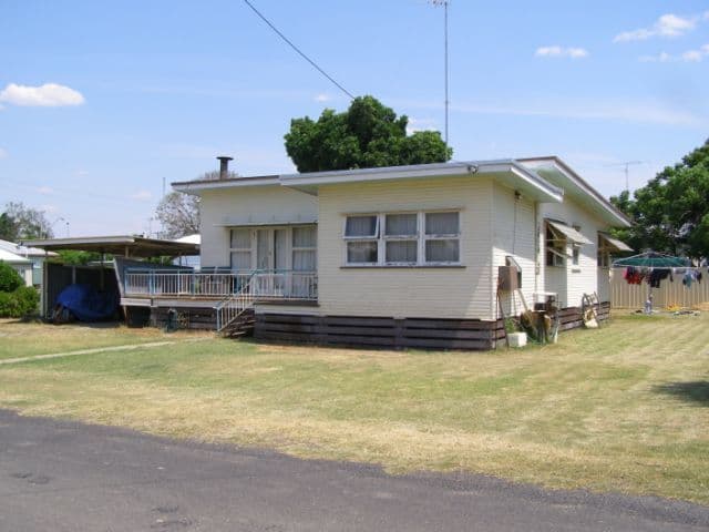 8  McNulty Street, GOONDIWINDI QLD 4390, Goondiwindi - Thumbnail 4