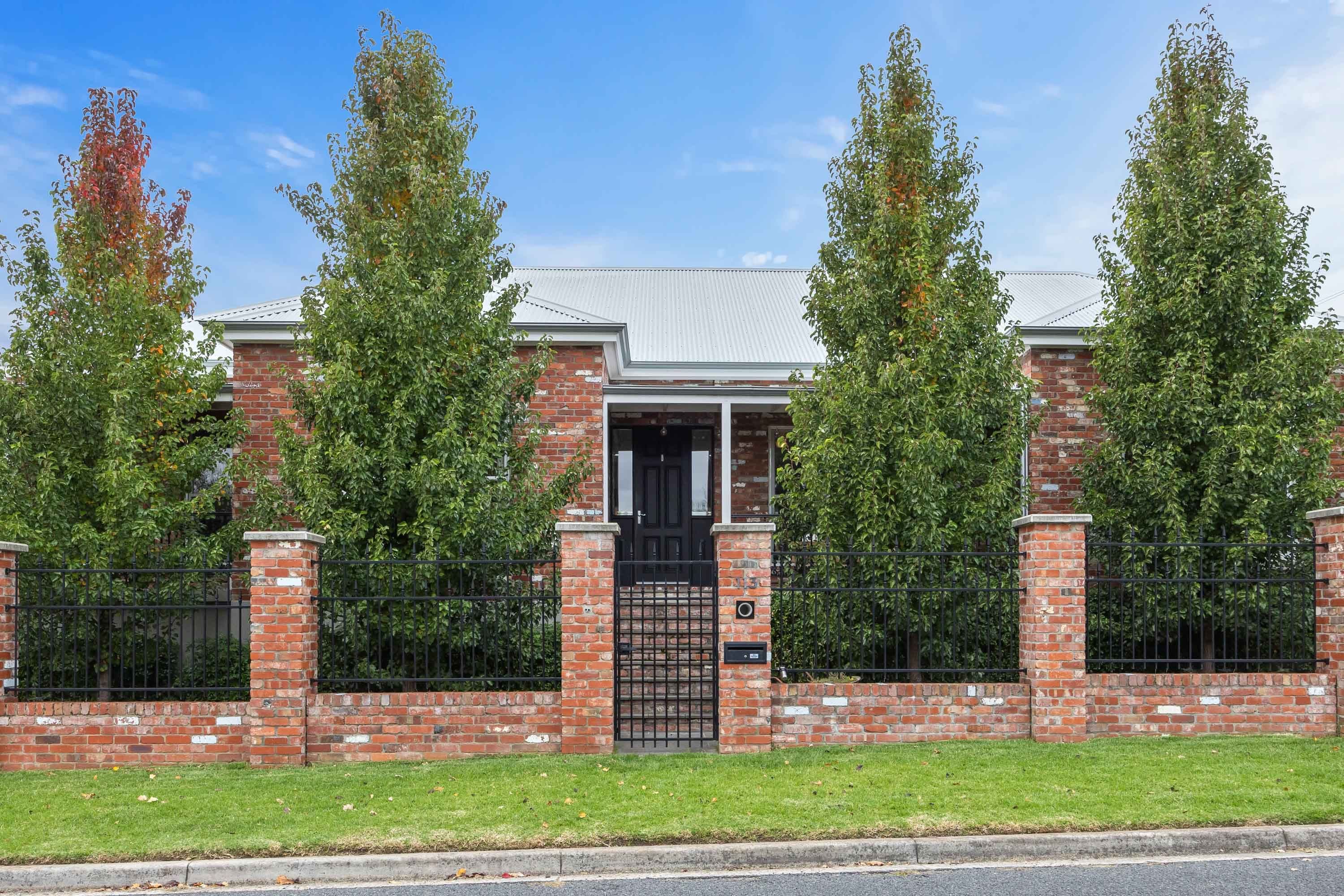 113 Clayton Street, Golden Point VIC 3350, Golden Point - Thumbnail 2