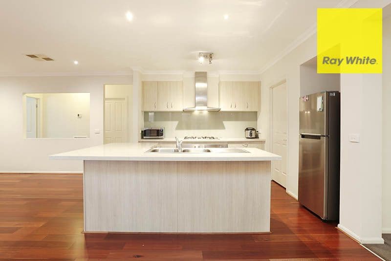 15 Ronald Road, Point Cook VIC 3030, Point Cook - Thumbnail 5