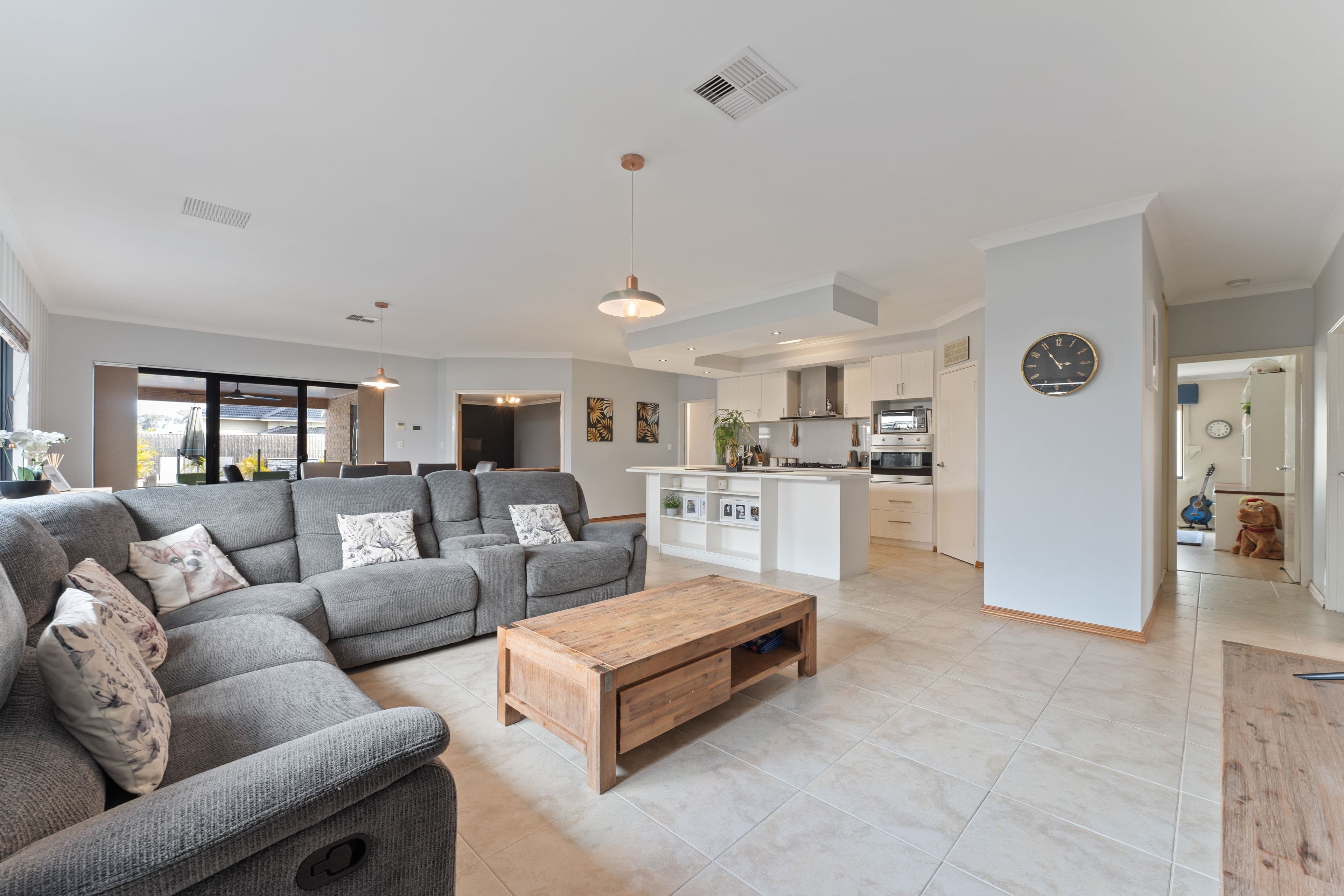 8 Carbine Corner, Baldivis WA 6171, Baldivis - Thumbnail 2