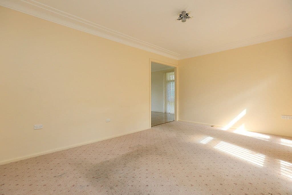 33 Burbank Avenue, East Hills - Thumbnail 7