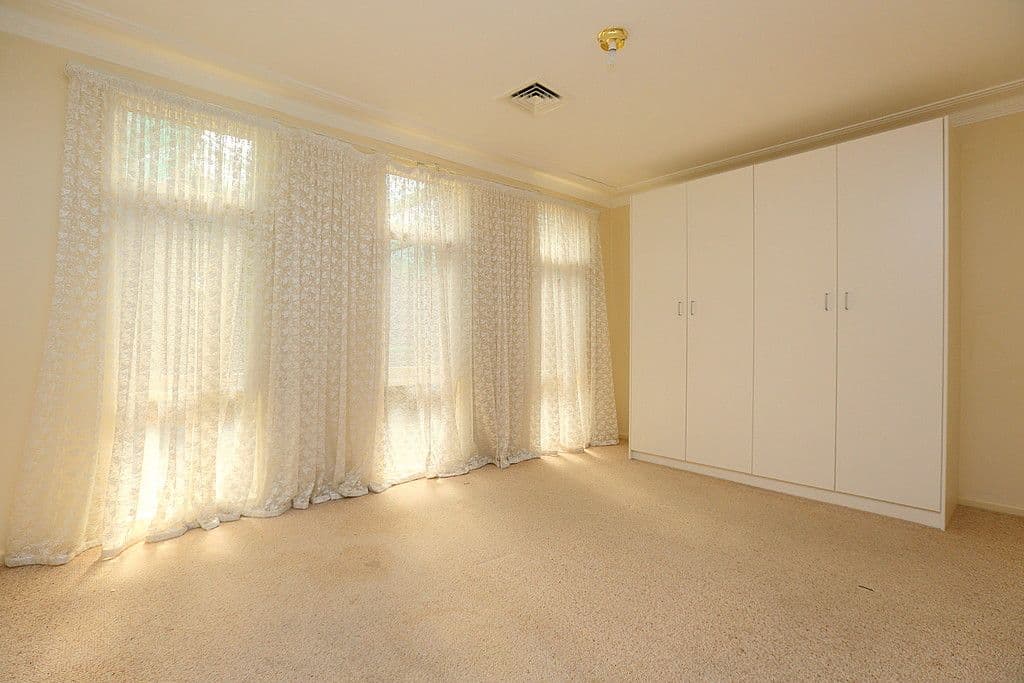33 Burbank Avenue, East Hills - Thumbnail 8