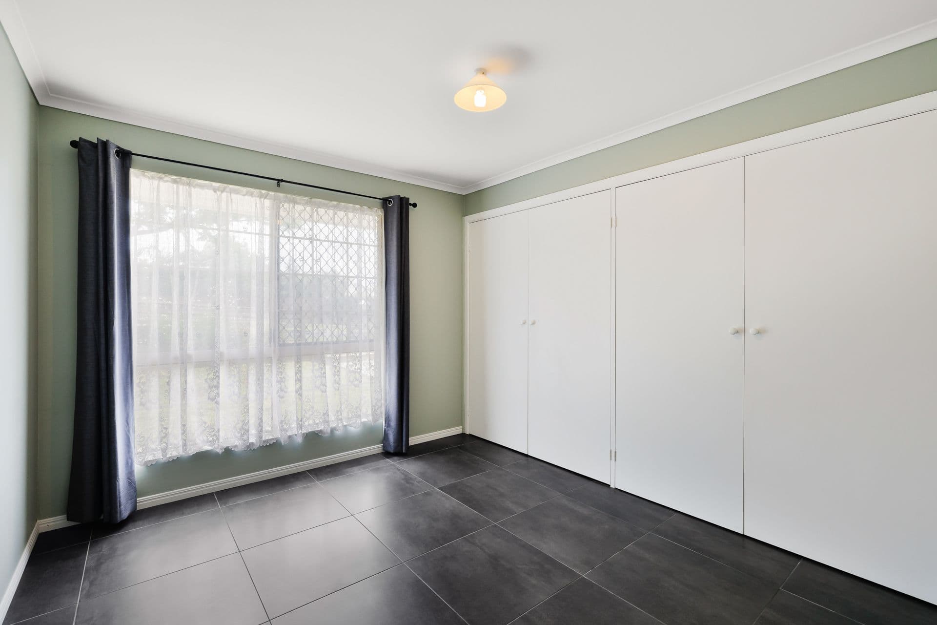 108 Hogg Street, Wilsonton Heights QLD 4350, Wilsonton Heights - Thumbnail 8