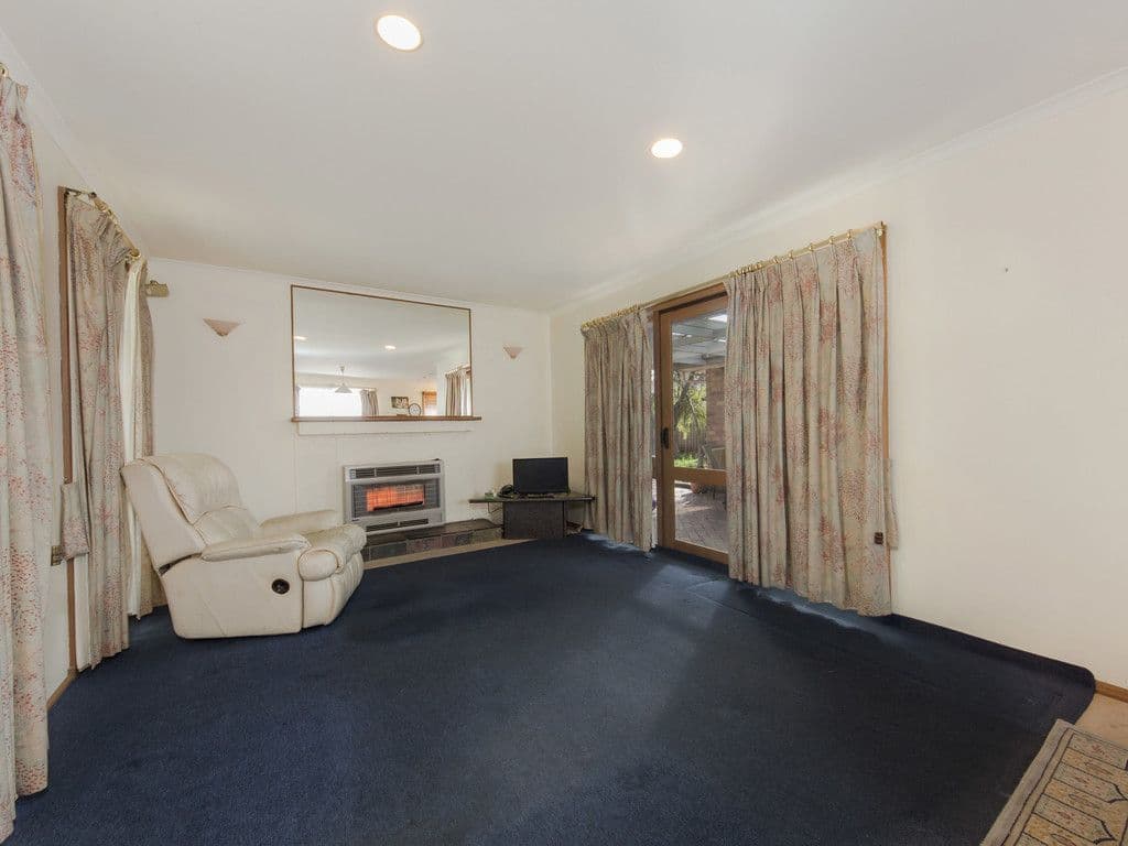 278 Taylors Road, Delahey VIC 3037, Delahey - Thumbnail 2