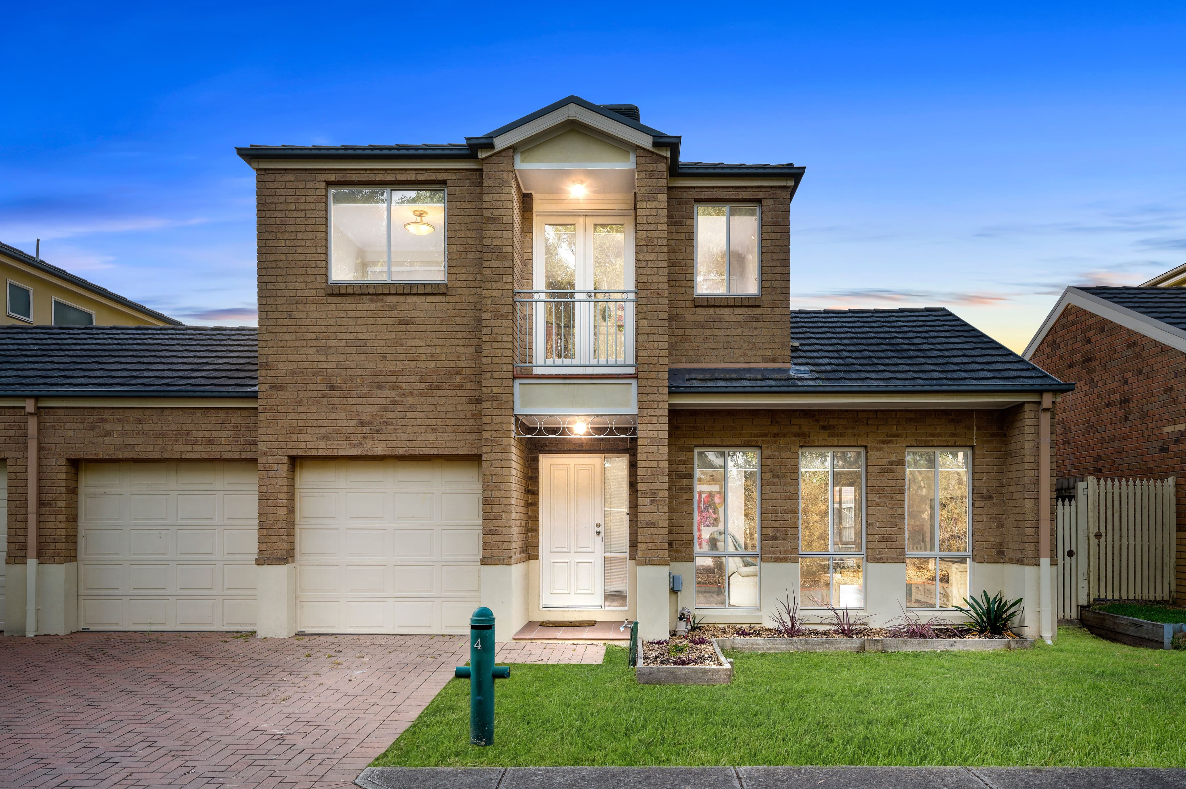 4 Hummingbird Place, South Morang VIC 3752, South Morang - Image 1