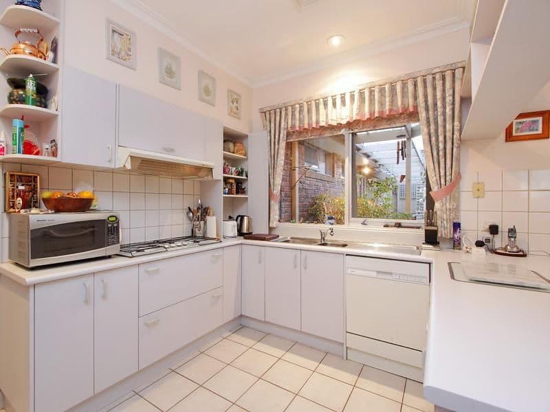 36 Kingston Drive, DINGLEY VILLAGE VIC 3172, Dingley Village - Thumbnail 5