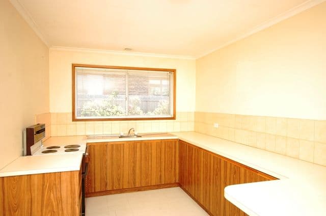 36 Barker Drive, Mooroolbark VIC 3138, Mooroolbark - Thumbnail 3