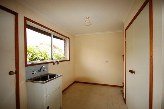 36 Barker Drive, Mooroolbark VIC 3138, Mooroolbark - Thumbnail 7