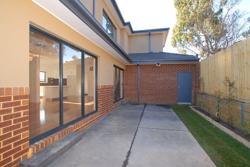 46 Thea Grove, DONCASTER EAST VIC 3109, Doncaster East - Thumbnail 4