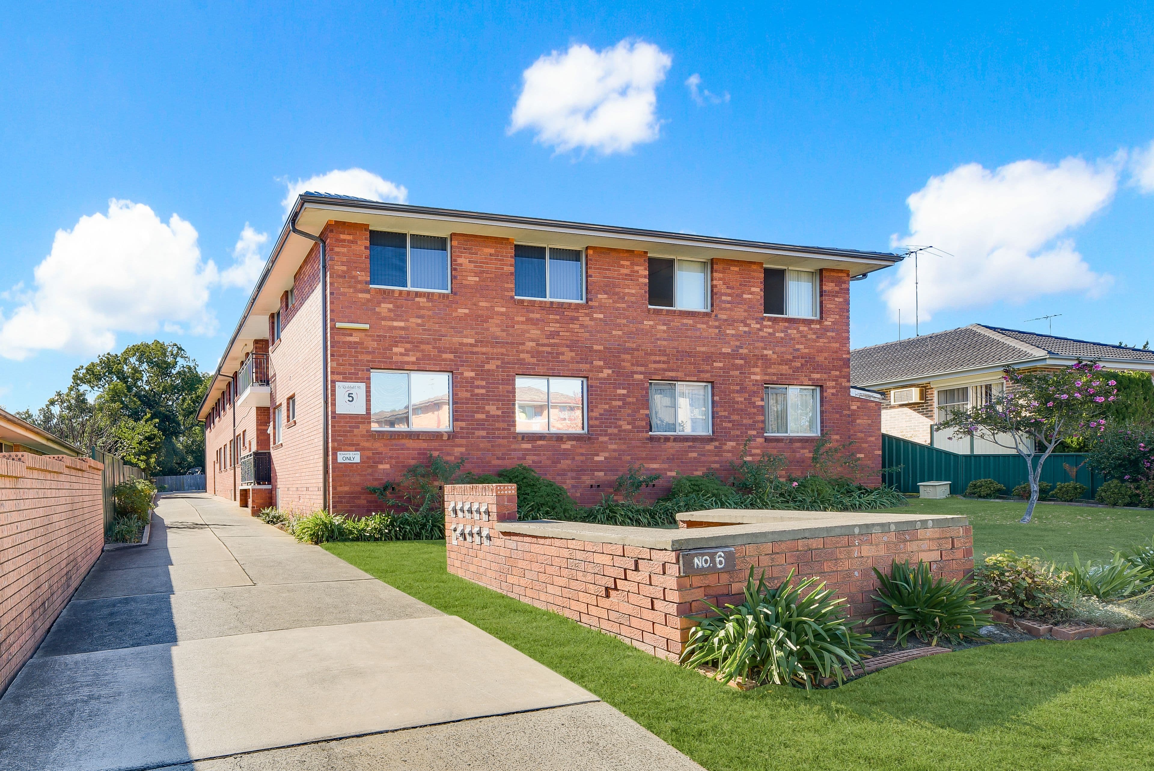 3/6 Reddall Street, Campbelltown NSW 2560, Campbelltown - Image 1