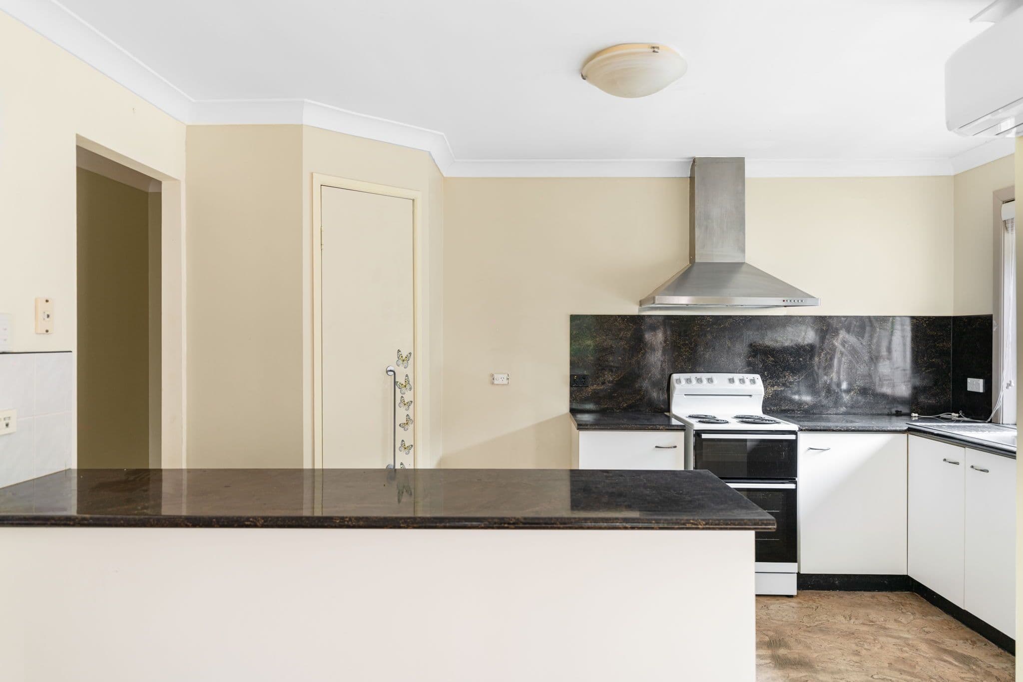 17 Buttercup Close, Meadowbrook QLD 4131, Meadowbrook - Thumbnail 7