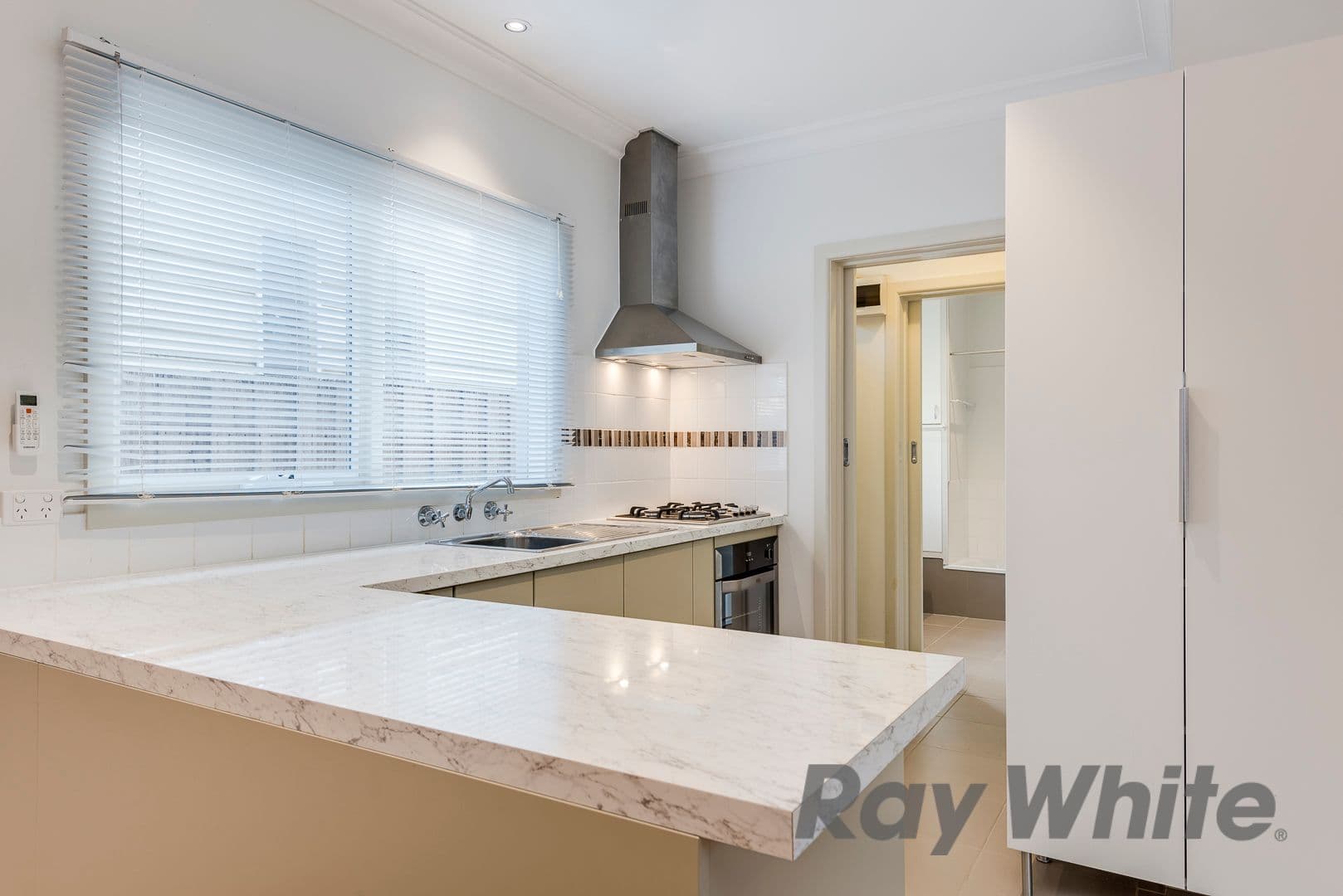 42 Barkly Street, Mordialloc VIC 3195, Mordialloc - Thumbnail 4