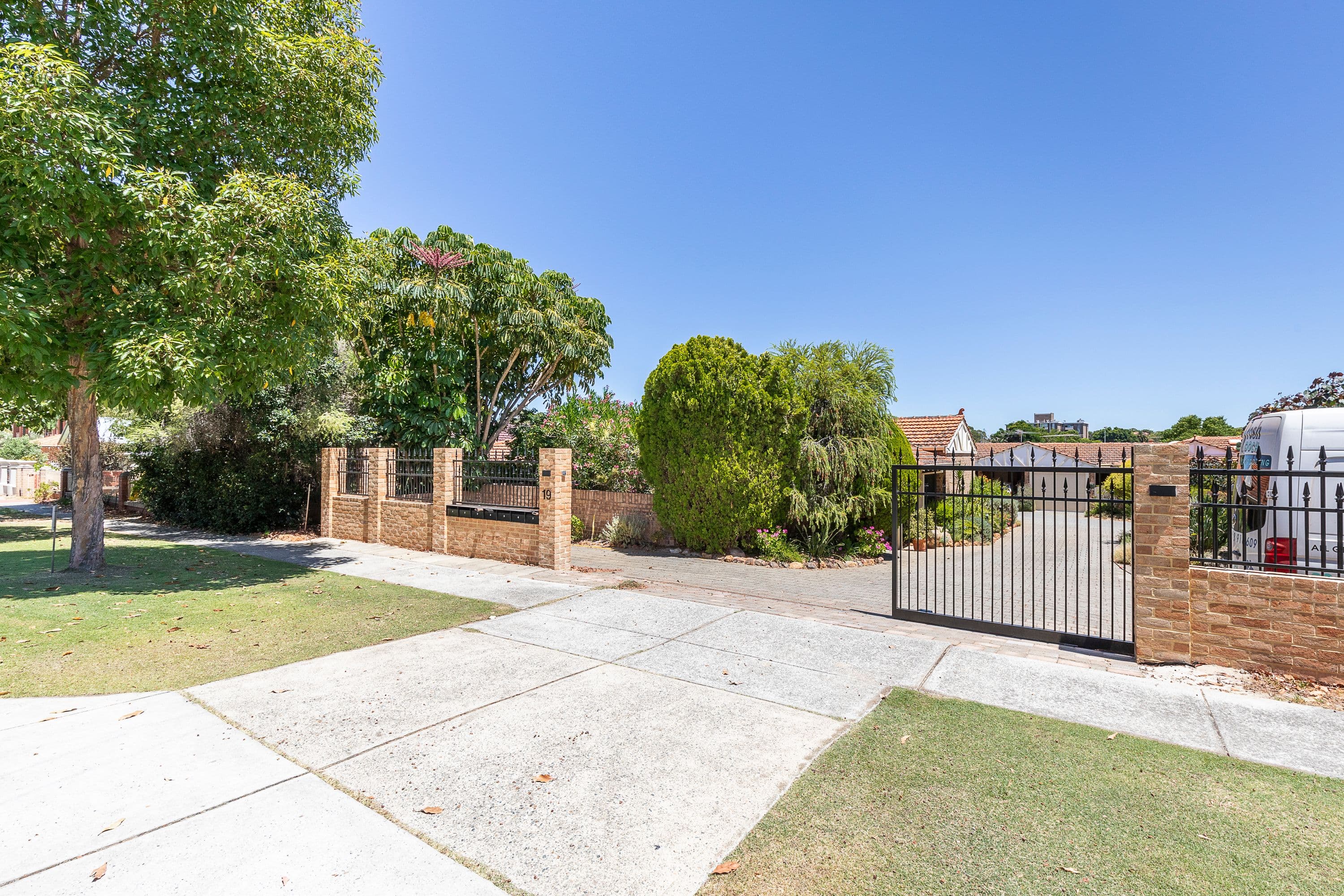 19 Field Street, Mount Lawley WA 6050, Mount Lawley - Thumbnail 3