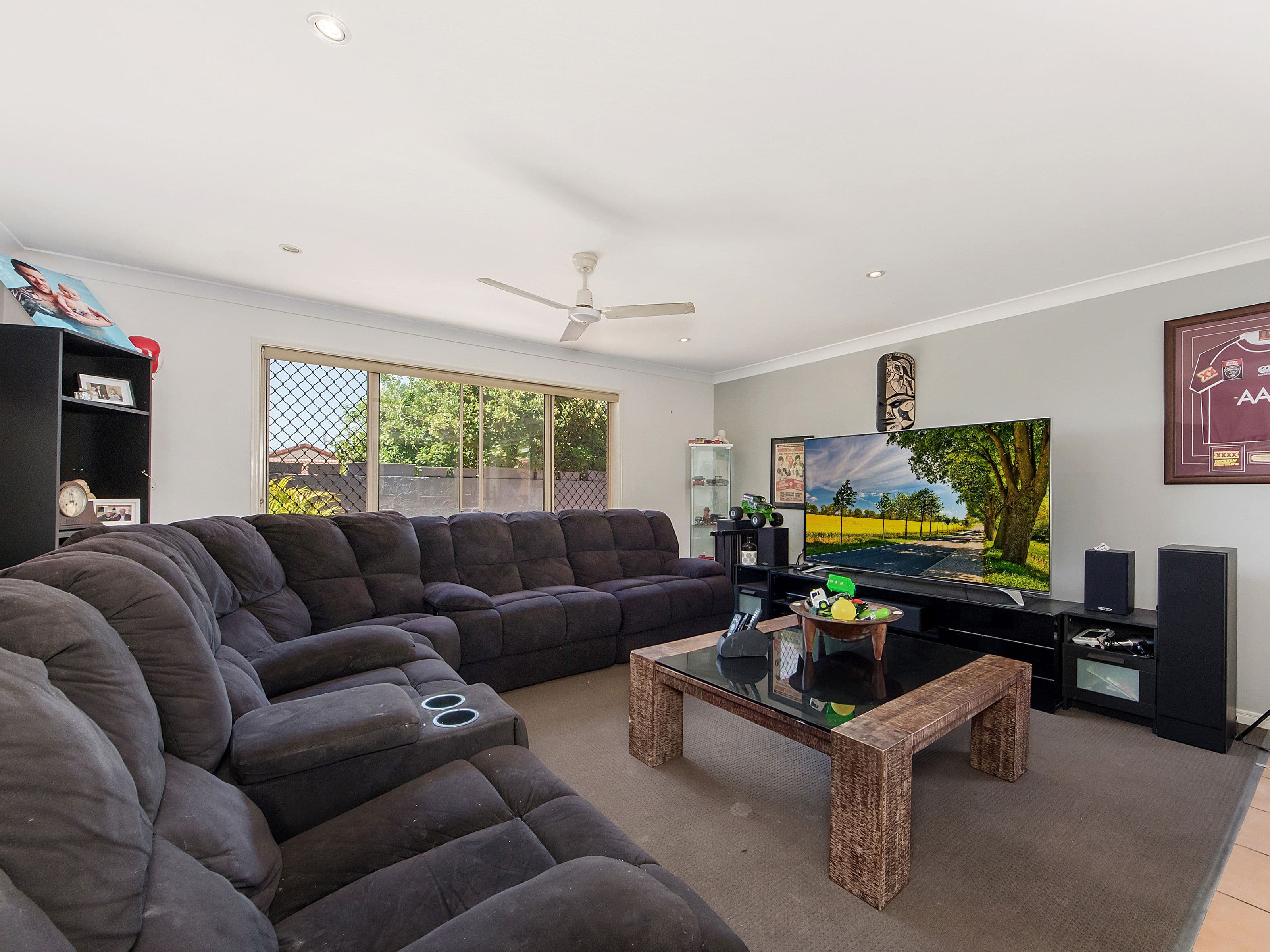 11 Harrow Place, Arundel QLD 4214, Arundel - Thumbnail 2
