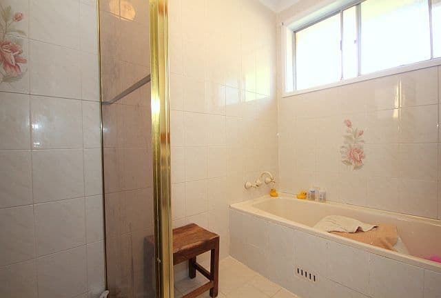 3 Bligh Close, GEORGES HALL NSW 2198, Georges Hall - Thumbnail 7
