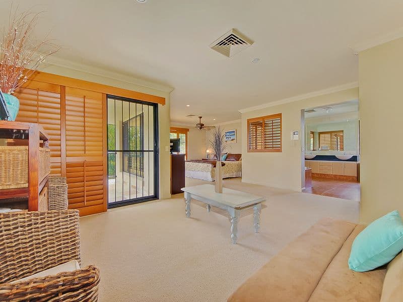 1 Claremont Drive, ROBINA QLD 4226, Robina - Thumbnail 8