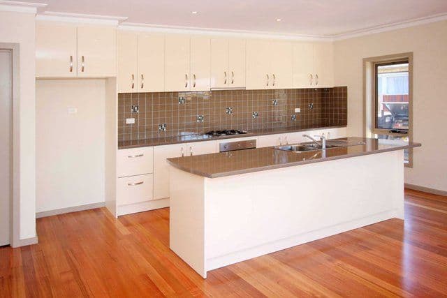 41 Burbank Drive, RESERVOIR VIC 3073, Reservoir - Thumbnail 5