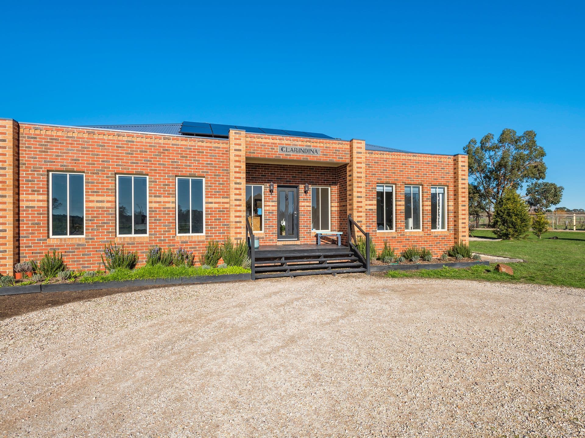 171 Burton Avenue, Kyneton VIC 3444, Kyneton - Thumbnail 2