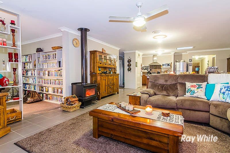 17 Balladonia Gum Circuit, Lyndhurst VIC 3975, Lyndhurst - Thumbnail 2