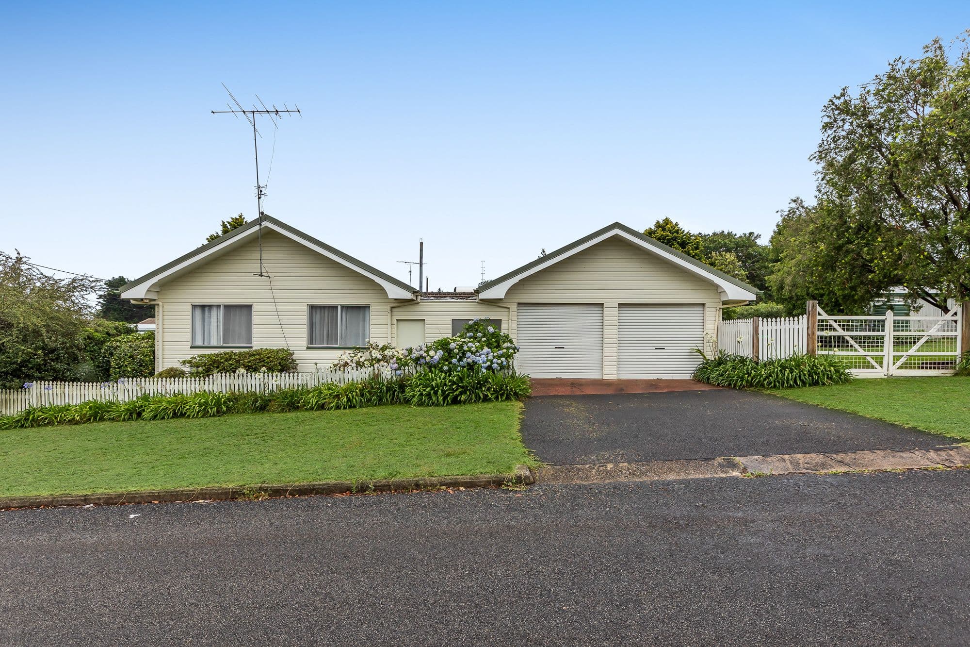 12 Lovett Street, Rangeville QLD 4350, Rangeville - Thumbnail 2