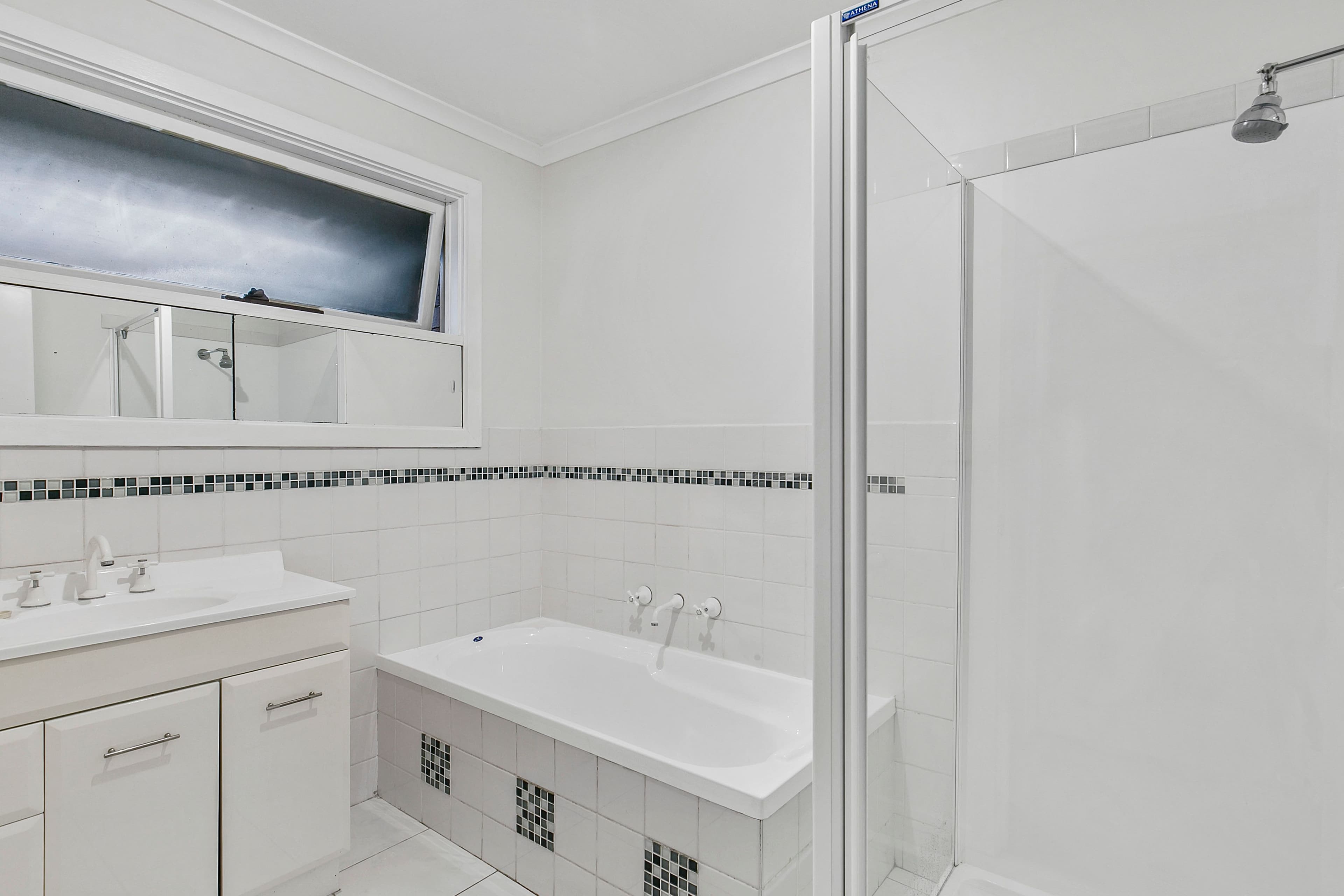34 William-Perry Close, Endeavour Hills VIC 3802, Endeavour Hills - Thumbnail 8