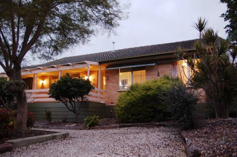21 Nottingham Crescent, VALLEY VIEW SA 5093, Valley View - Thumbnail 2